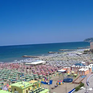https://hotel-villa-rosa.riccione-hotels.org